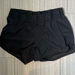 Athleta mesh race run 4in shorts